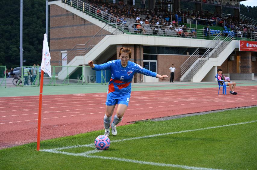 2015 IBK기업은행 WK리그 (화천KSPO vs 서울시청) 의 사진