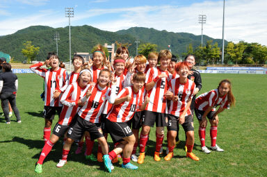 2015 추계한국 여자축구연맹전 의 사진