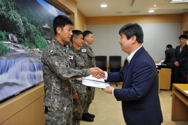 2015 군정발전 유공자 표창장 및 상장 수여식 의 사진