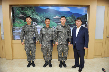 2015 군정발전 유공자 표창장 및 상장 수여식 의 사진