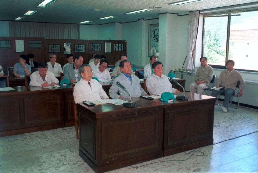 자민련국회의원방문 의 사진