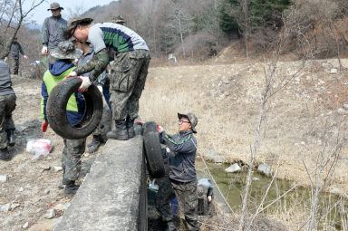 2016 육군제15보병사단 민관군 환경정화활동 의 사진