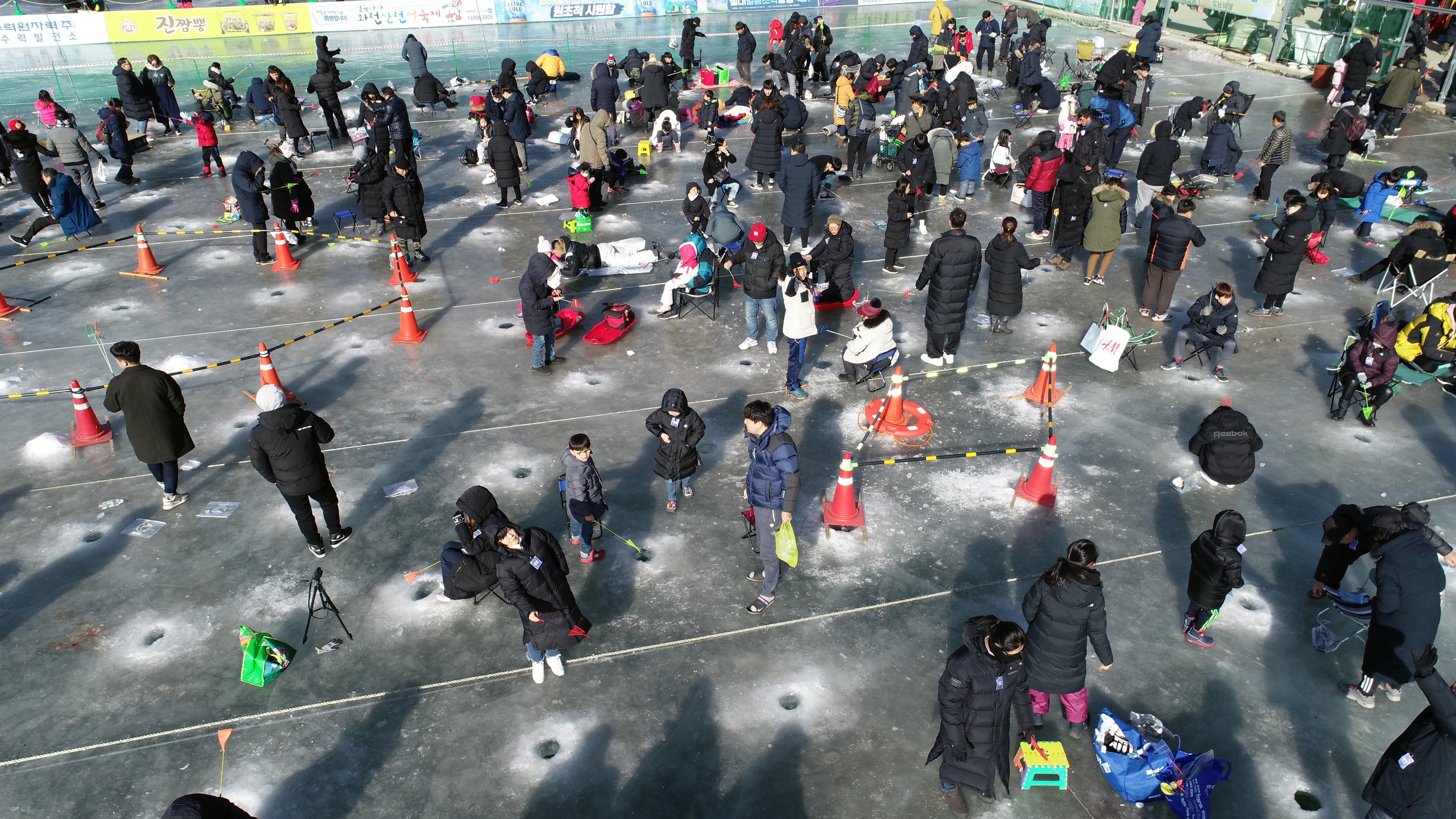 2019 화천산천어축제장 드론 촬영 의 사진