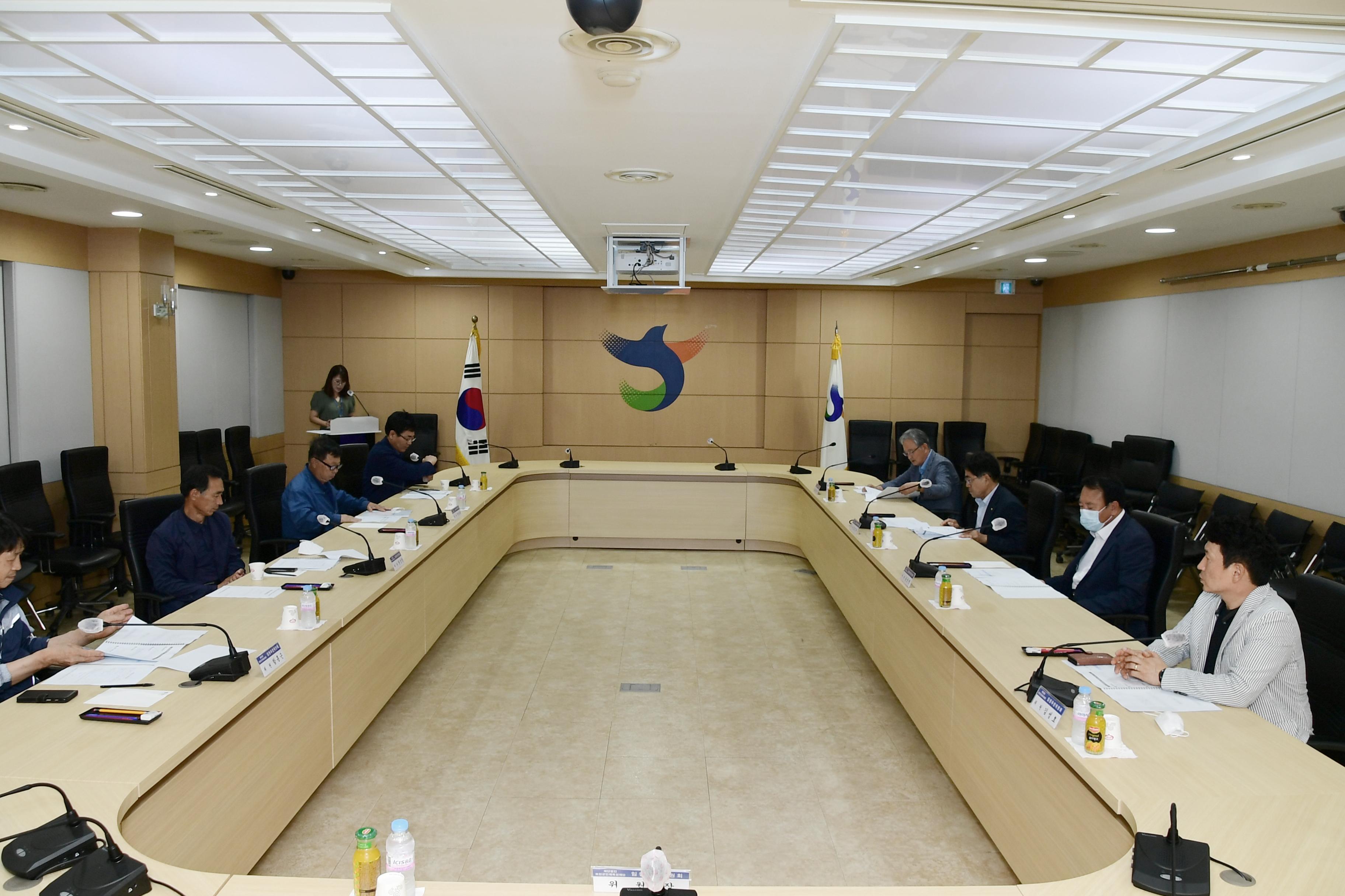 2020 (재)화천군인재육성재단 임원 추천 위원회 의 사진