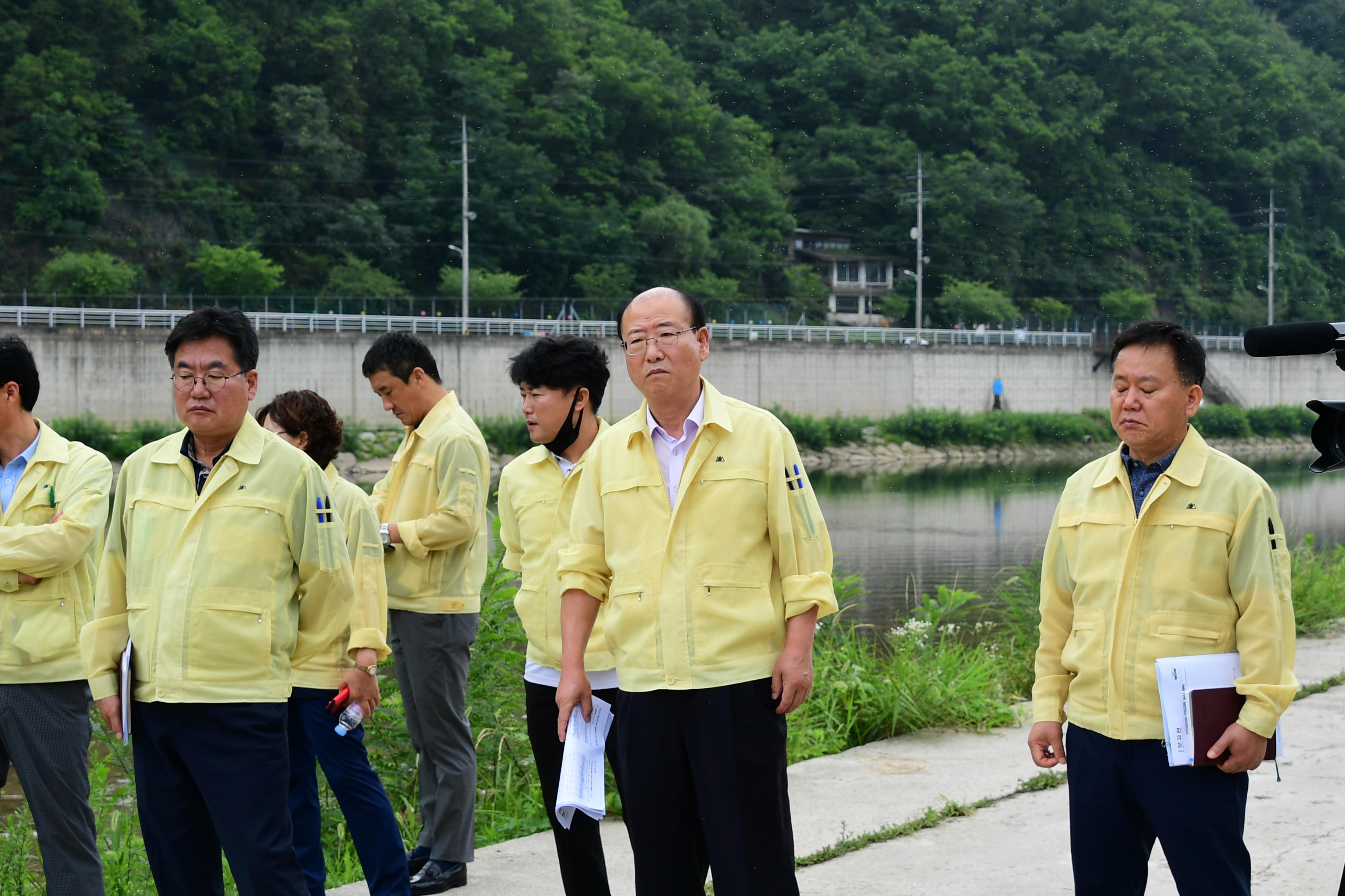 2020 화천산천어축제장 여수로 공사 관련 현장 점검 의 사진