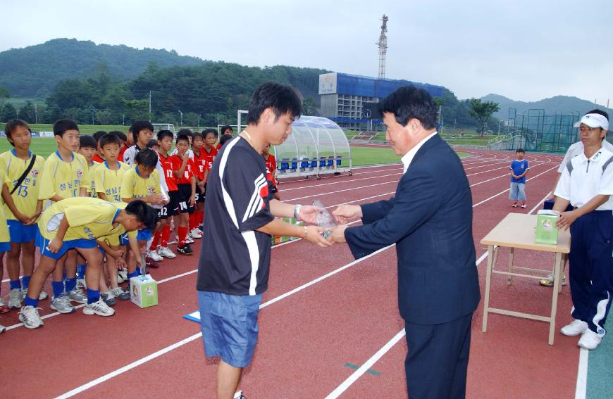 제1회 화천평화페스티벌 초등학교 축구대회 개회식 의 사진