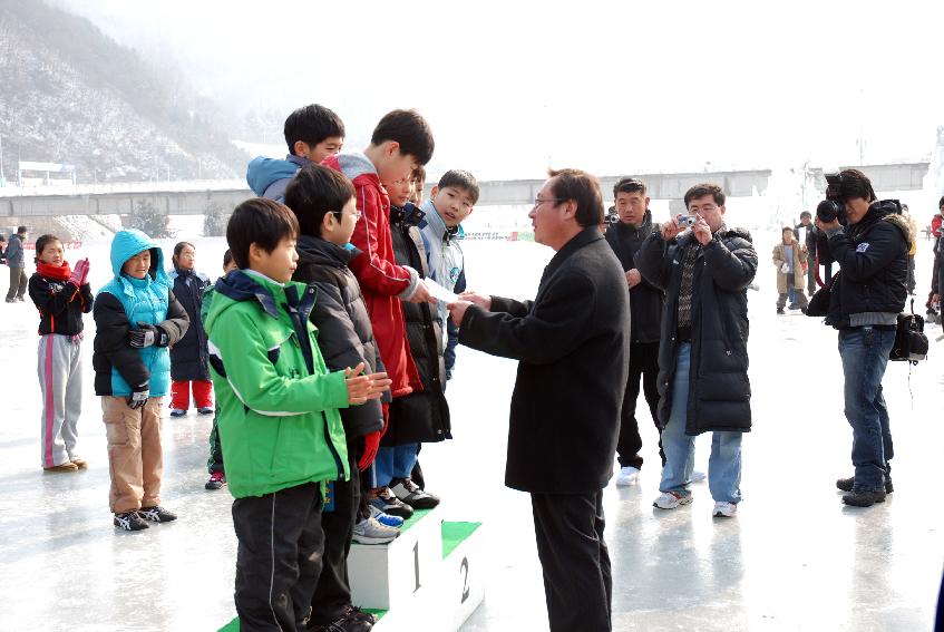 제39회 백곰기 전국초교빙상경기대회 의 사진