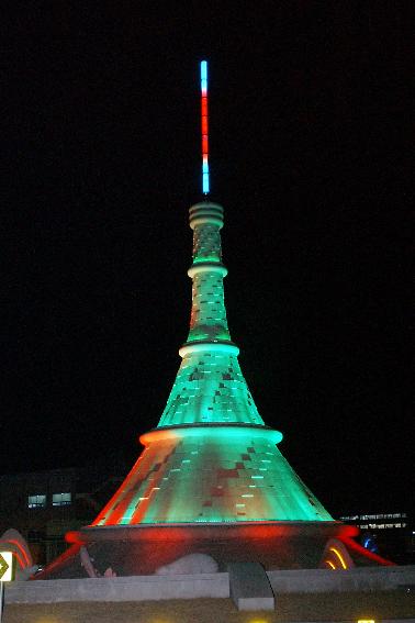 화천 오거리 상징탑 의 사진