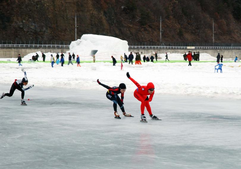 제40회 백곰기 전국초등학교 빙상대회 의 사진