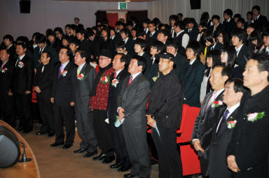 화천정보산업고등학교 졸업식 의 사진