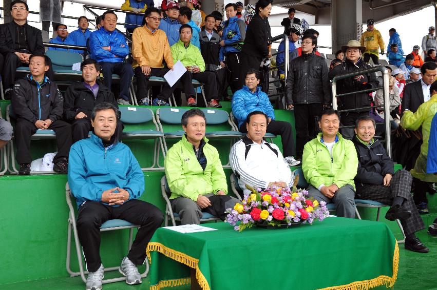 2011 북한강 자전거길 개방 및 제4회 화천 DMZ랠리 전국 자전거 대회 개회식 의 사진