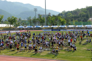 2012년 제5회 화천 DMZ랠리 평화자전거 대회 개회식 의 사진