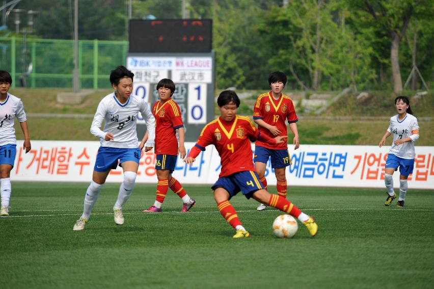 2013 화천정보산업고 vs 중국 우한시 여자축구부 친선경기 의 사진