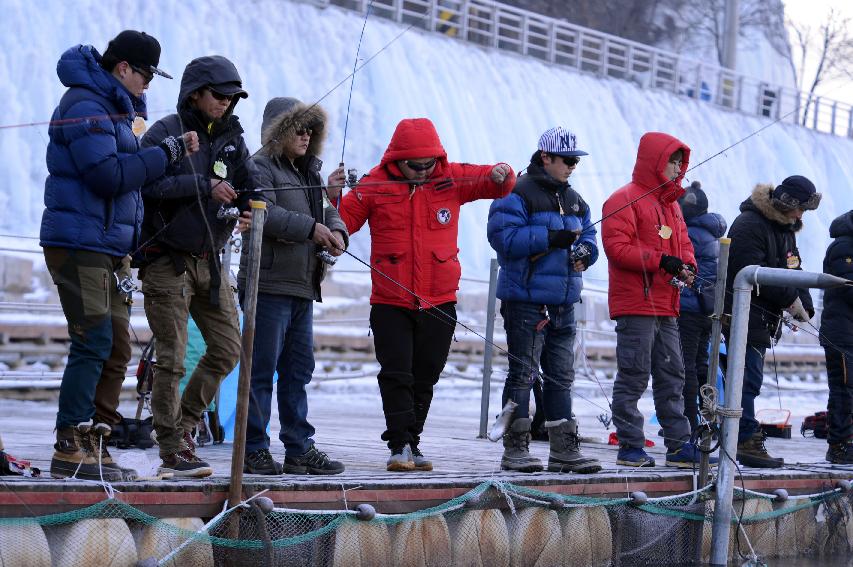 2015 얼음나라 화천산천어축제 루어낚시 의 사진