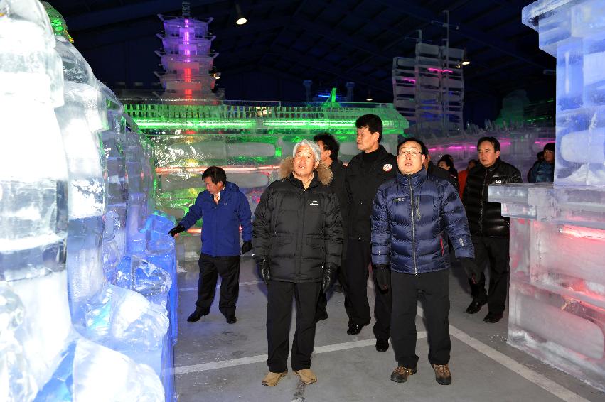 2011 빙등광장 개관식 의 사진