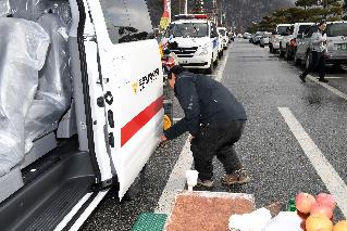 2016 화천읍 동촌리 자율방법대 순찰차량 안전 기원제 의 사진