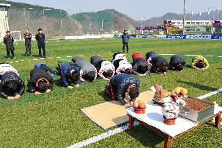 2014 화천군청 축구동호회 시축식 의 사진